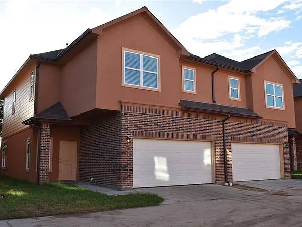 Missouri City Townhome: 2128 Abiding Grace Cir