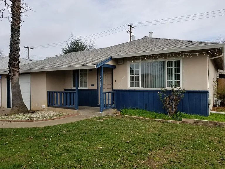 Sacramento House: 5551 79th Street