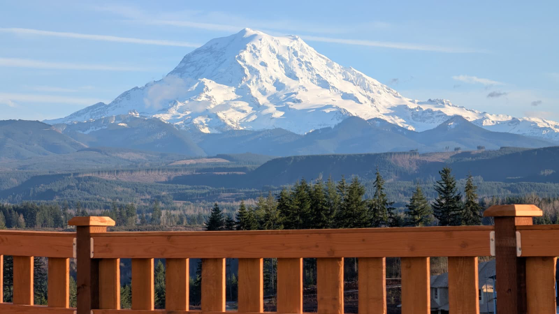 Bonney Lake House: 20427 Myrtle PL E