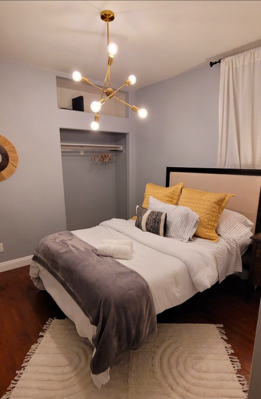 Sacramento House: 2831 42nd Street