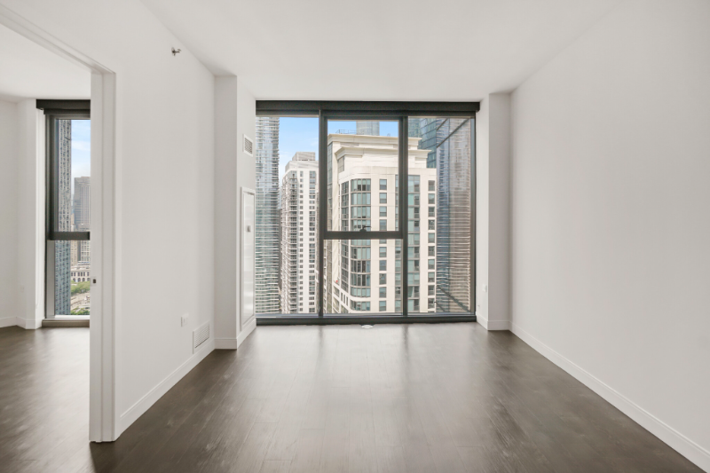 Chicago Condo: 483 E Waterside Dr