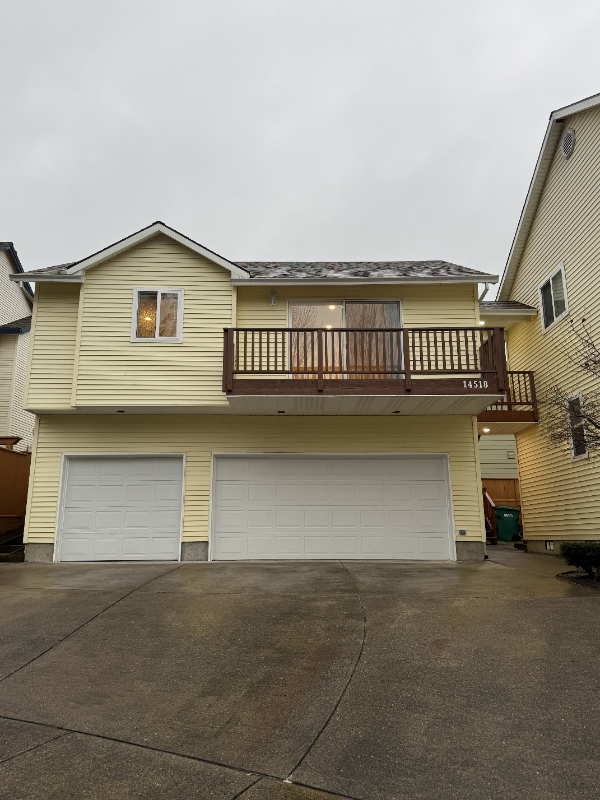 Clackamas House: 14518 SE Territory Dr