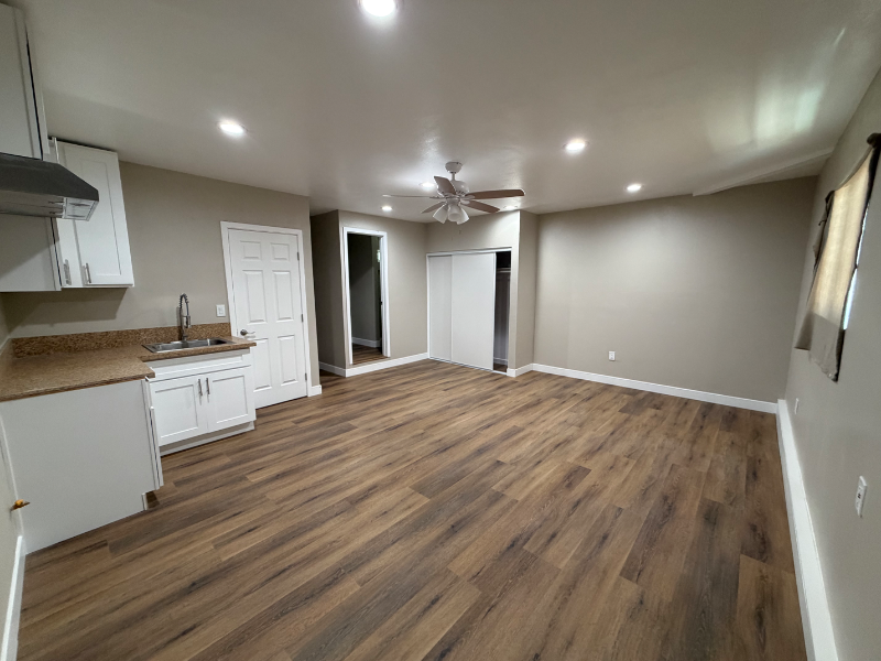 Rialto Other: 2828 W 7th St