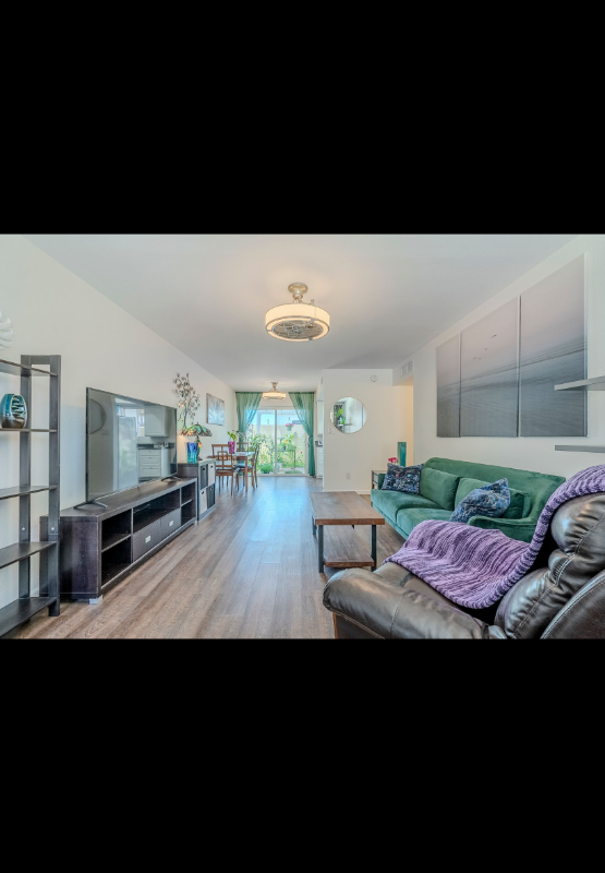 Phoenix Condo: 17241 N 16th Dr