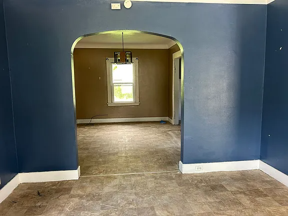 Toledo House: 932 Forsythe