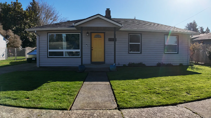 Vancouver House: 1915 W 36th St