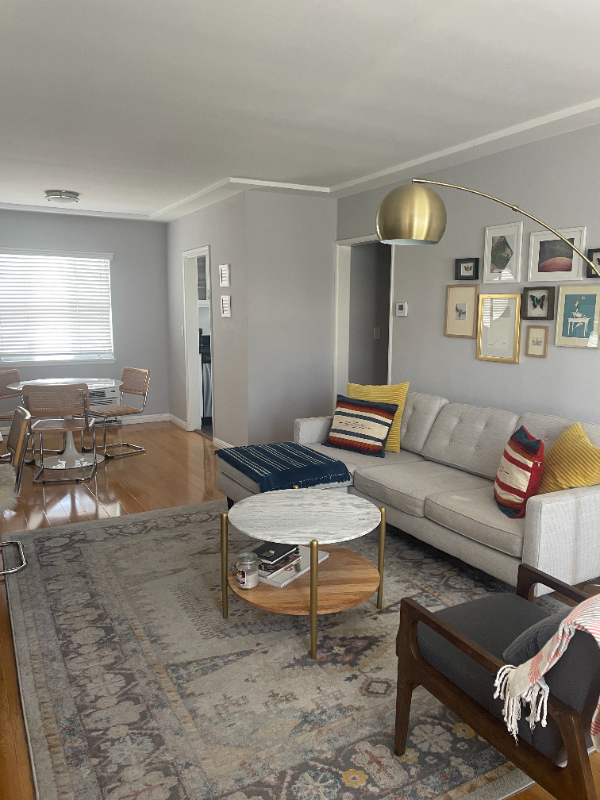 Los Angeles Apartment: 1280 N Laurel Ave