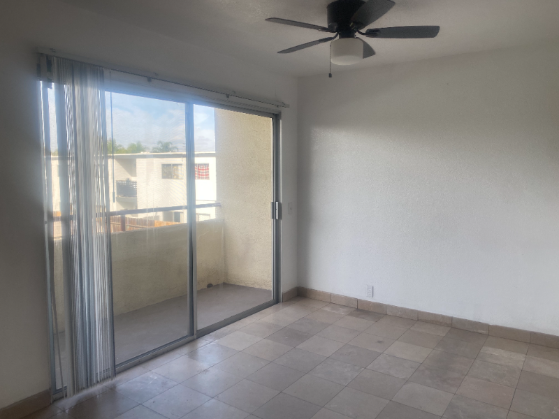 El Cajon Townhome: 390 E Madison