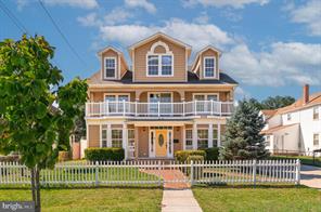 Hyattsville House: 6308 AGER RD