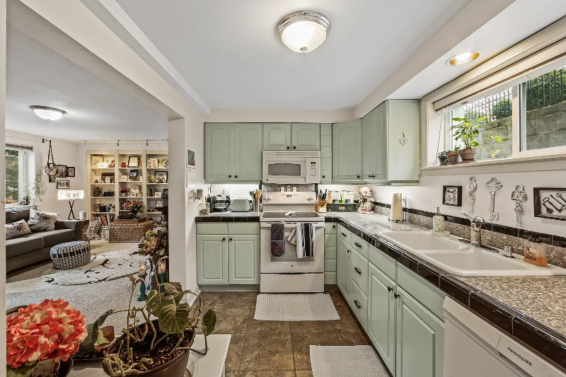 Spokane Condo: 1109 S Walnut St