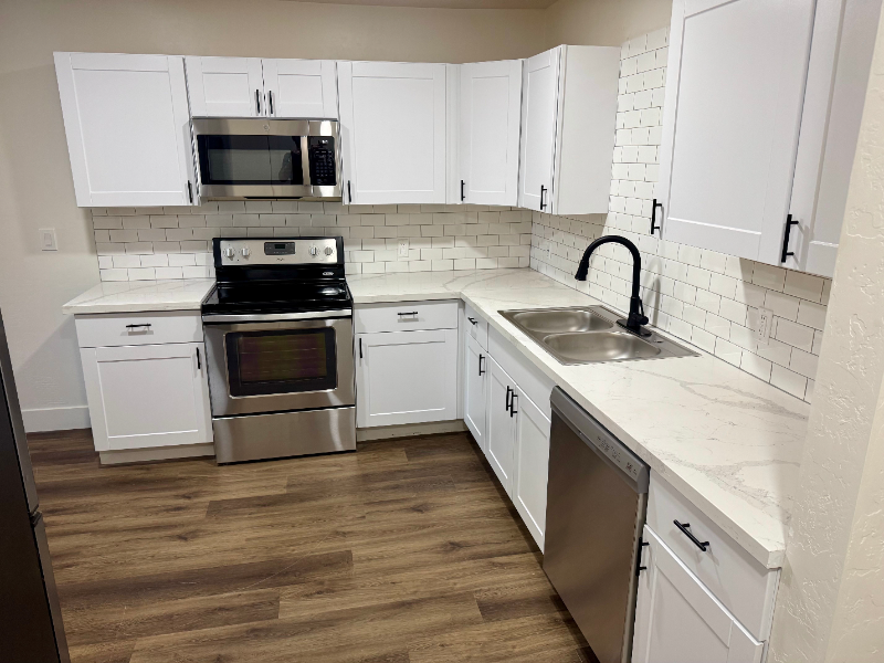 Phoenix House: 1134 E. Brown St