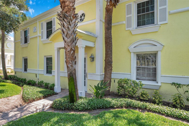 Saint Petersburg Condo: 5260 Coquina Key Dr SE