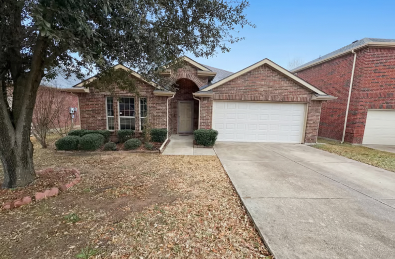 Balch Springs House: 2552 Cumberland Trl