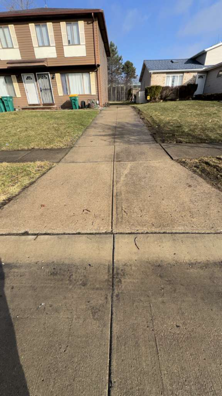 Maple Heights Townhome: 19113 Watercrest Ave