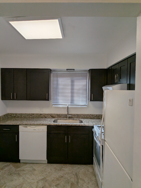 Orland Park Apartment: 15802 Orlan Brook Drive