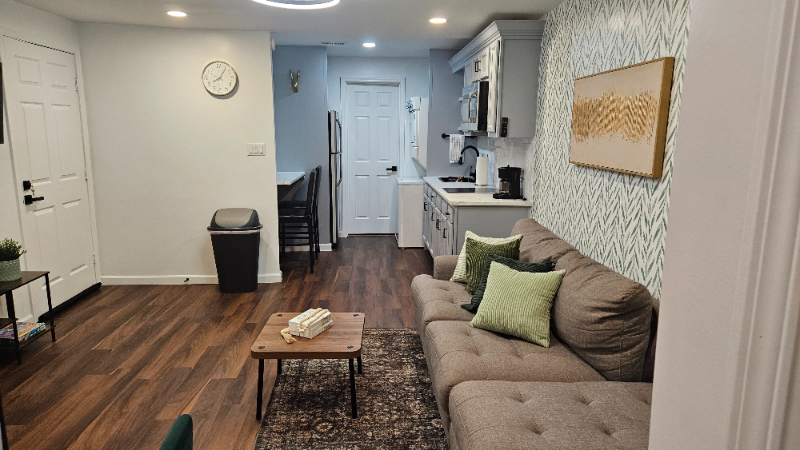 Atlanta Multiplex: 222 Walnut Street Northwest