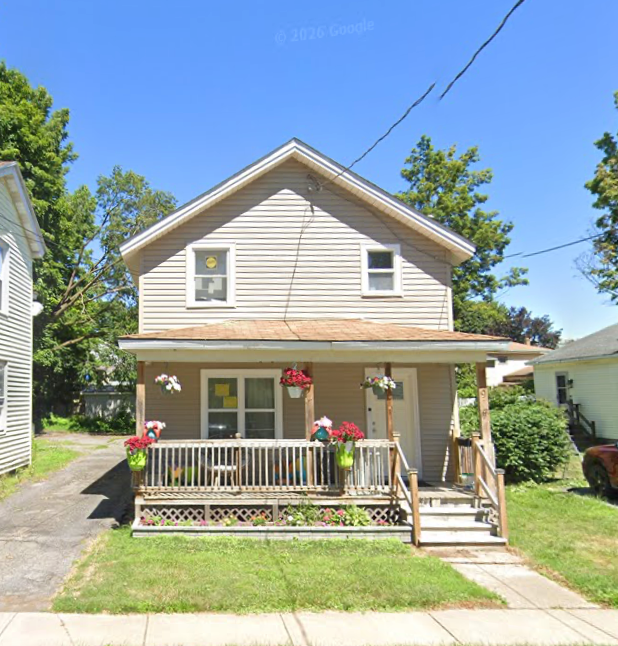 Oswego House: 9 SW 9th Street