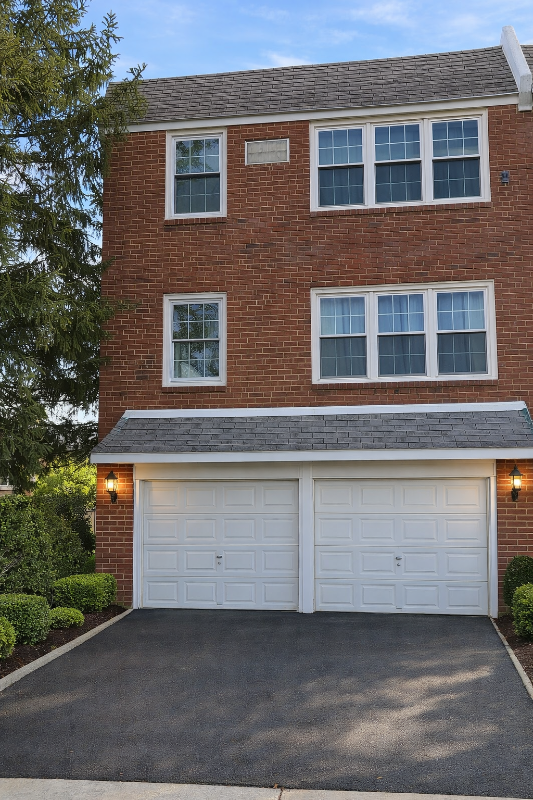 Philadelphia Multiplex: 10849 Lockart Rd