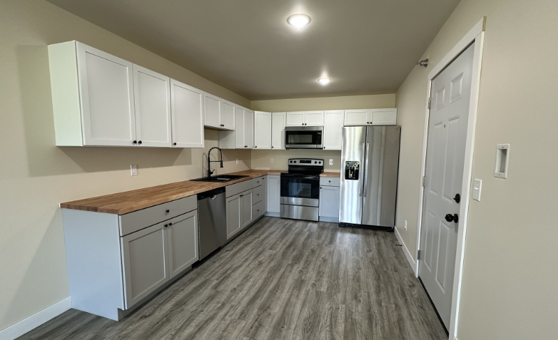 Galesville Apartment: 16899 S 12th Street