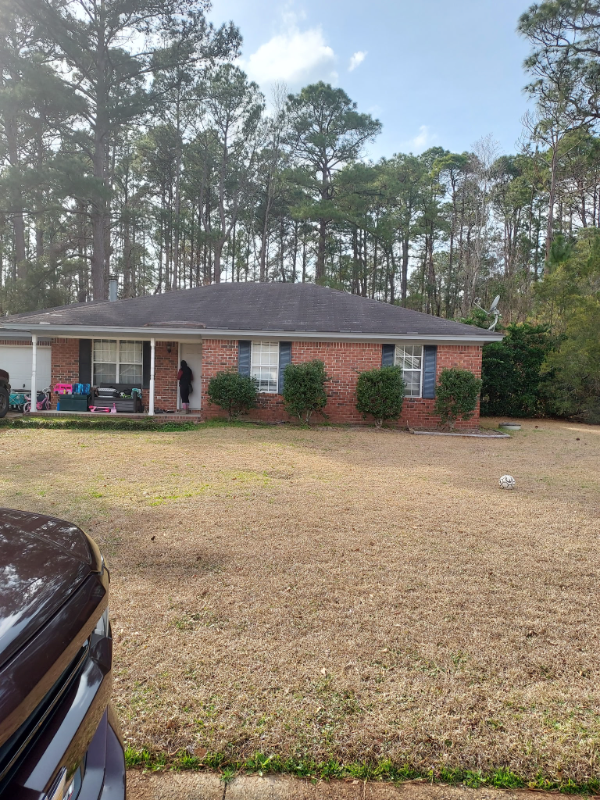 Bloomingdale House: 141 Michael St