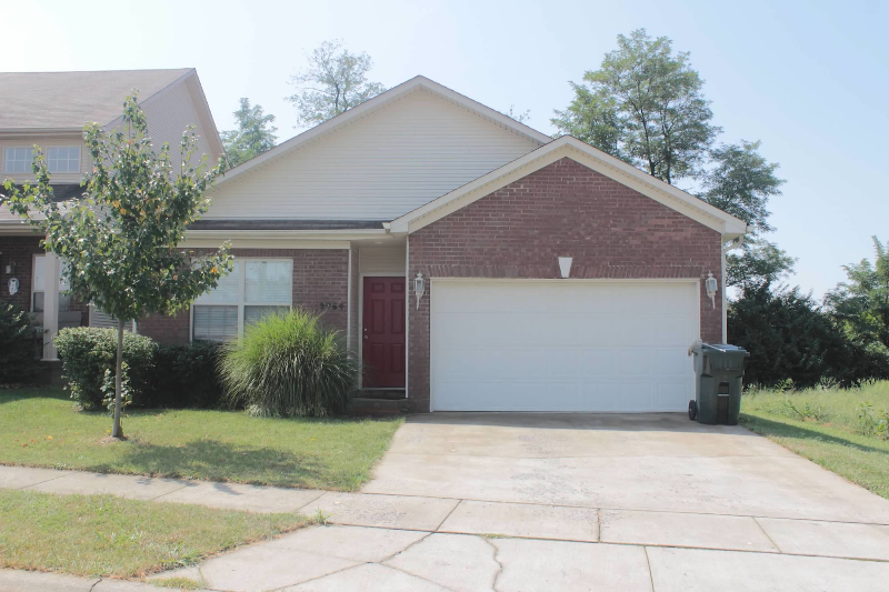 Lexington House: 2764 Red Clover Ln