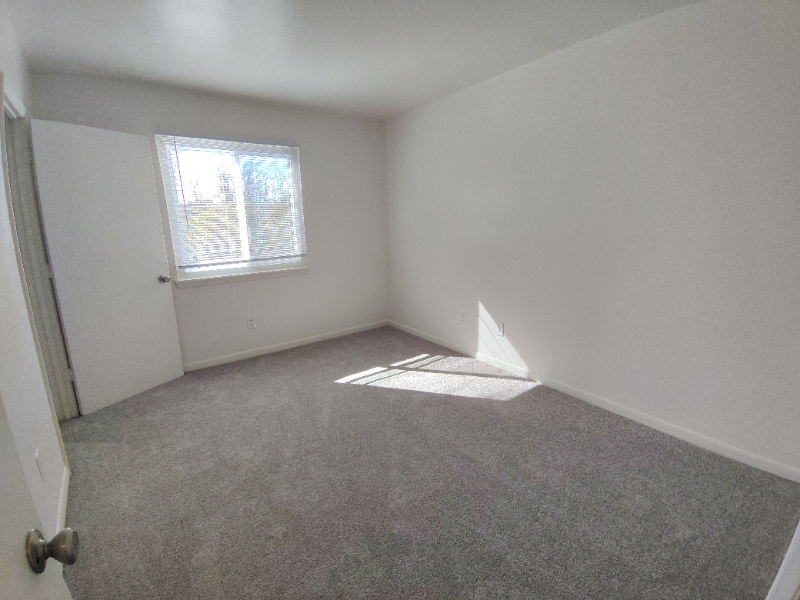 Lynchburg Apartment: 600 Reusens Road