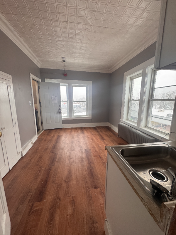 Claremont Apartment: 65 Pleasant st