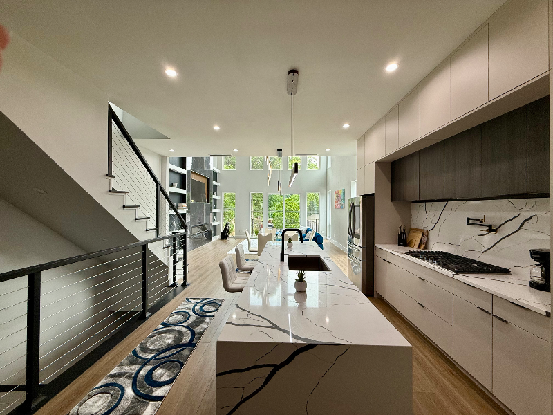 Dallas Townhome: 937 Muncie Ave