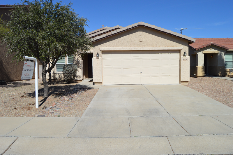 Tucson House: 2150 W Sunset Surprise Ct