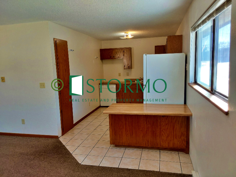St Cloud Apartment: 525 14th St S