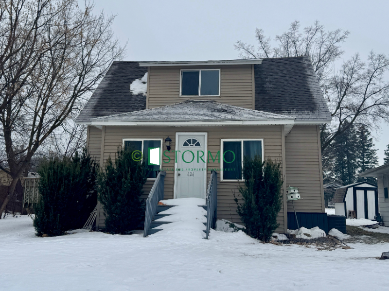 Hutchinson House: 626 Oak St NE