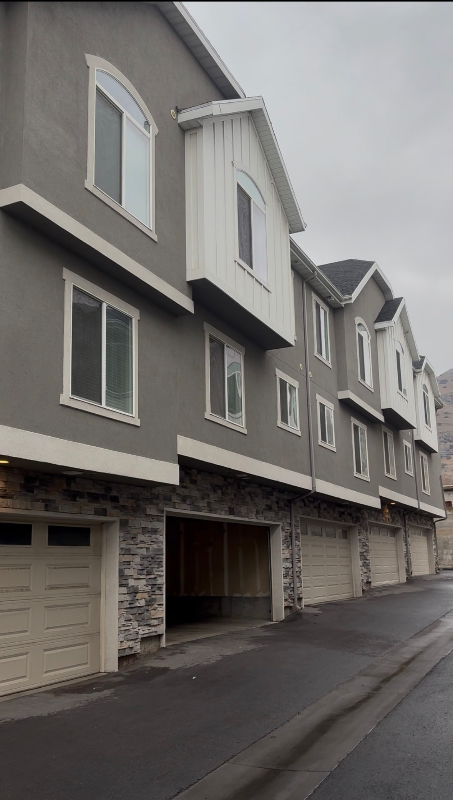 Provo Townhome: 1055 East 1060 South
