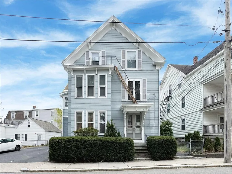 Woonsocket Multiplex: 129 Snow St