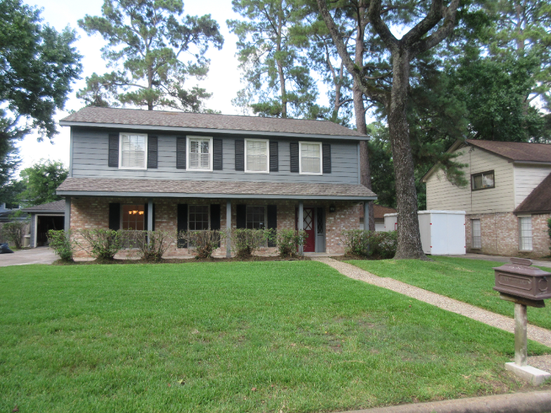 Spring House: 17318 Edsall Dr