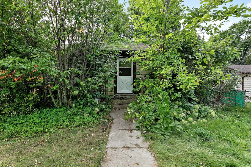 milwaukee House: 3931 W Kaul