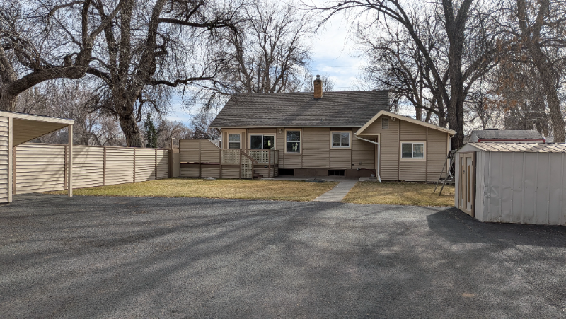 GREAT FALLS House: 204 6th Street Southwest