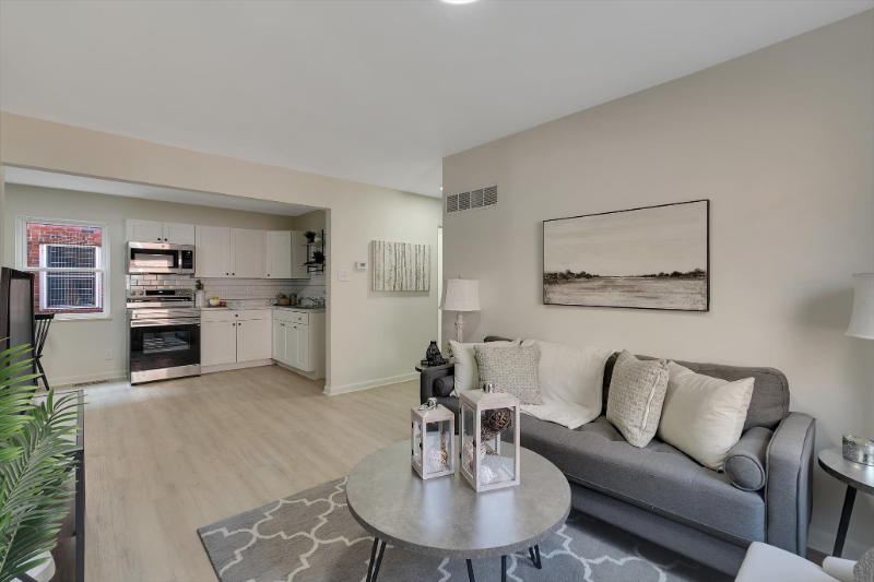 Saint Louis Apartment: 2649 Keokuk Street Building A