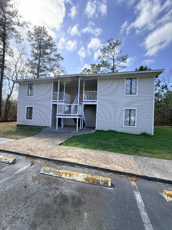 Conway Condo: 1901 Airport Rd
