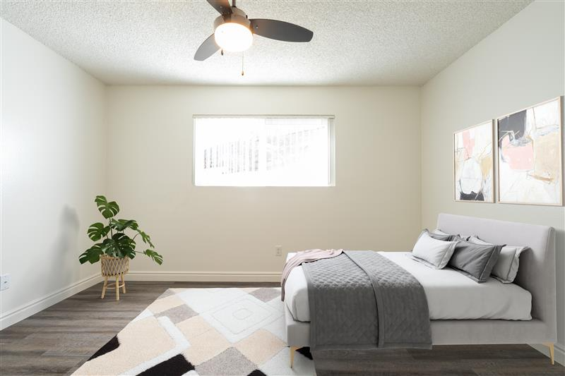 Vista Condo: 1050 Meadowlake Drive