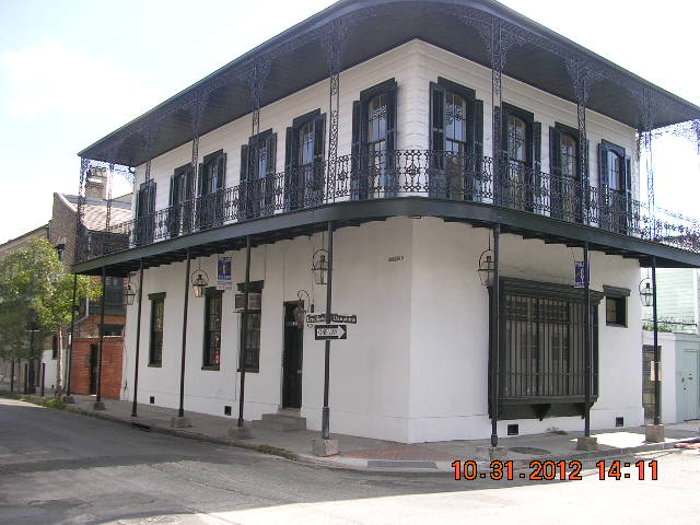 New Orleans Apartment: 840 Ursulines Ave