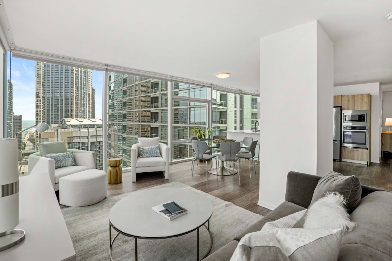Chicago Condo: 383 E Ohio