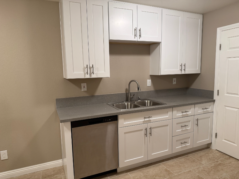 Fontana Apartment: 16645 Valencia Avenue