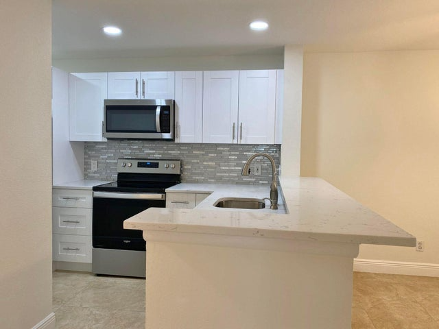 Delray Beach Condo: 1885 Palm Cove Boulevard 205