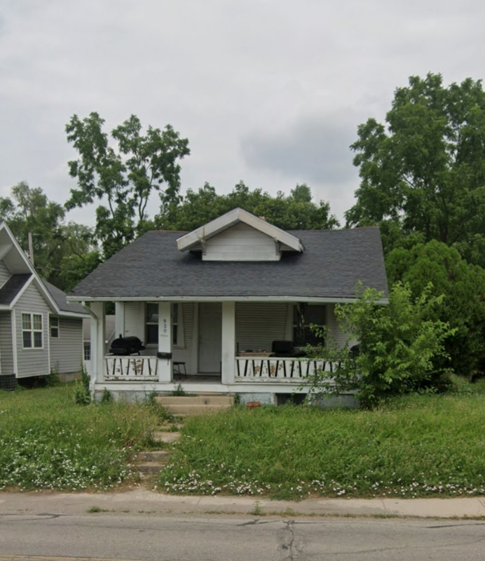 Muncie House: 920 W Jackson Street