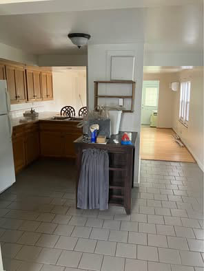 Zephyrhills Apartment: 5347 10th St