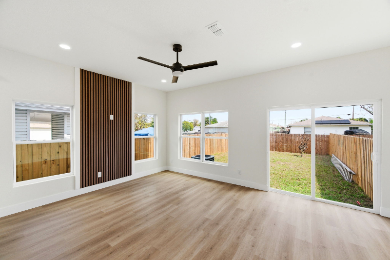 Tampa Townhome: 3614 Temple St