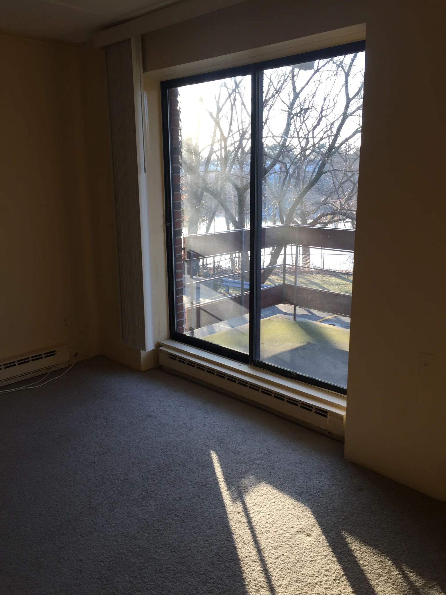 Framingham Apartment: 46 Cochituate Rd