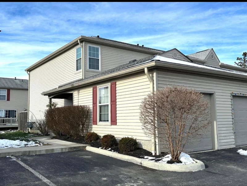 Hilliard Condo: 1999 Jasper Ln