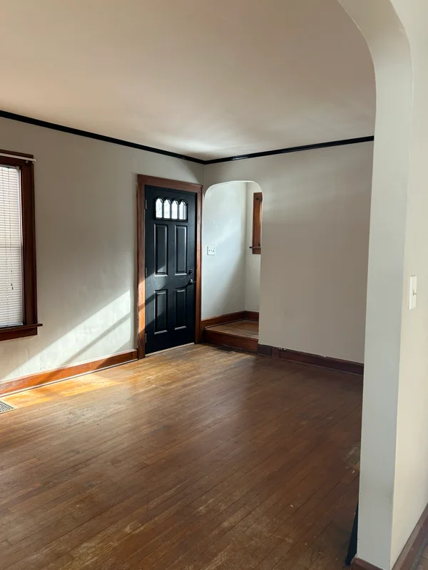 Warren House: 1072 Willard Ave SE