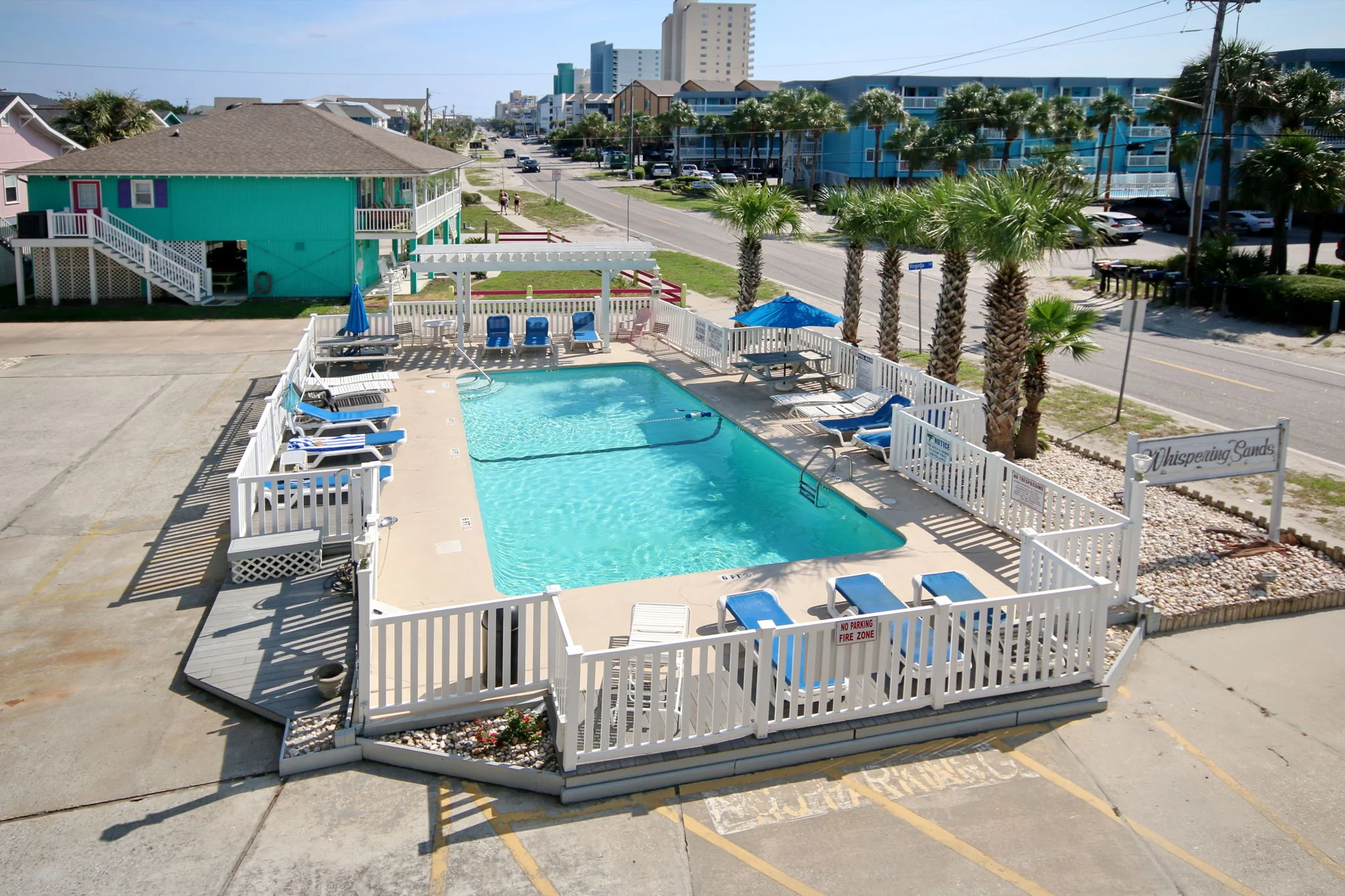 Garden City Condo: 627 N Waccamaw Dr